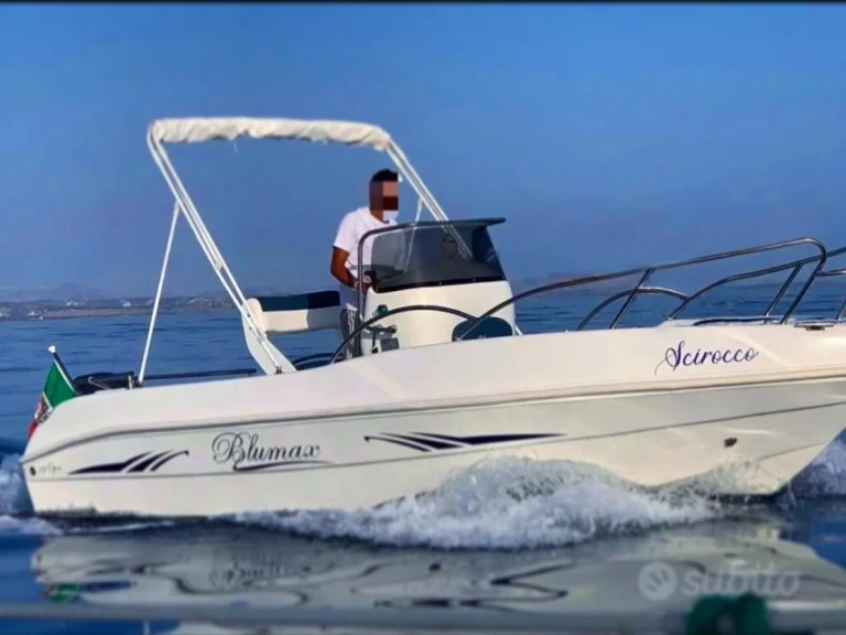 Motorówka do wynajmu w Milazzo w najlepszej cenie