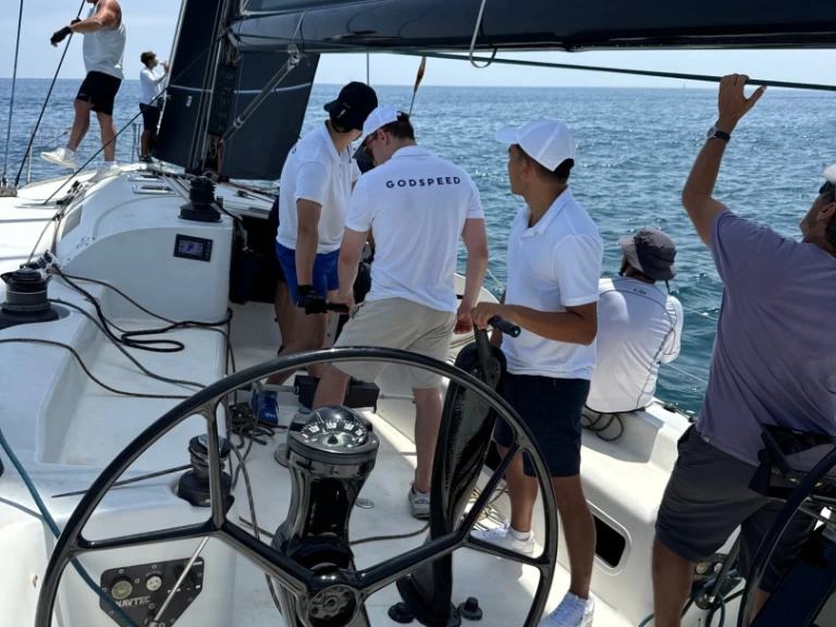 Wynajem łodzi Farr DK 52 w Puerto Sotogrande na SamBoat 
