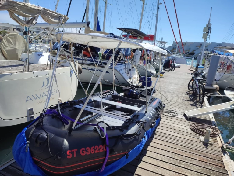 Wynajmij 3D Tender Heavy Duty 360 w Le Grau-du-Roi