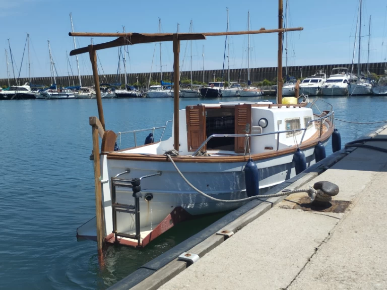 Żaglowiec do wynajmu w Roses w najlepszej cenie