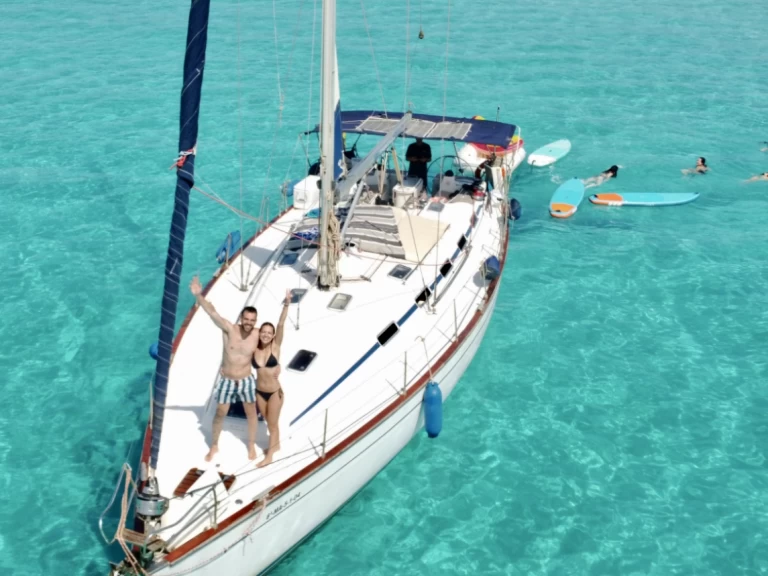 Wynajmij Bavaria Bavaria 49 w Ibiza Town