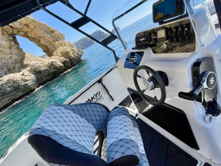 Motorówka do wynajmu w Denia w najlepszej cenie