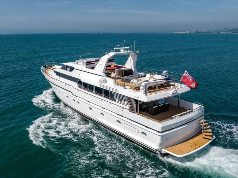 Wynajmij DE VRIES CAMENA II w Olbia