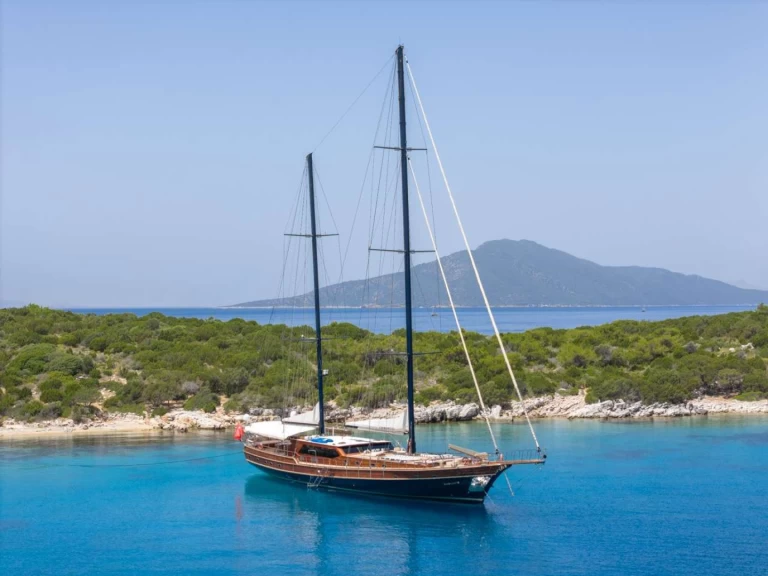 Wynajem Luksusowy jacht Custom Gulet-Motor Sailor z patentem 