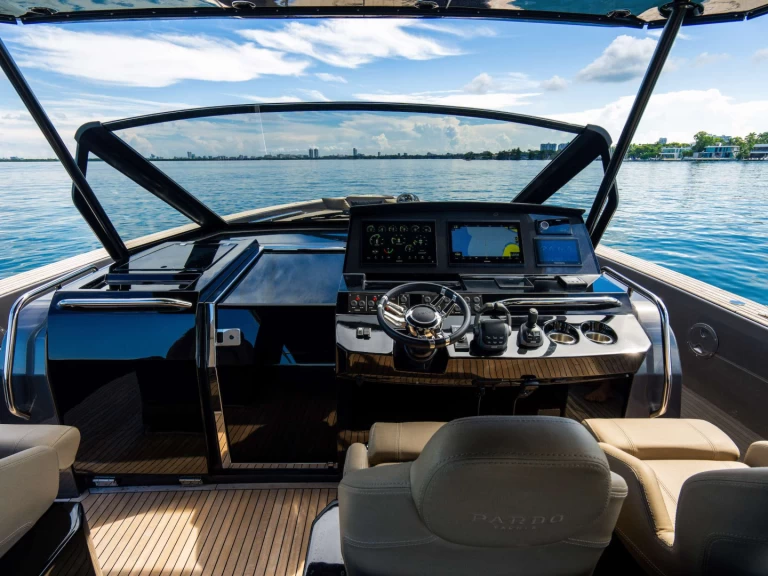 Wynajem łodzi Pardo Yachts FULL POP w Montauk na SamBoat 