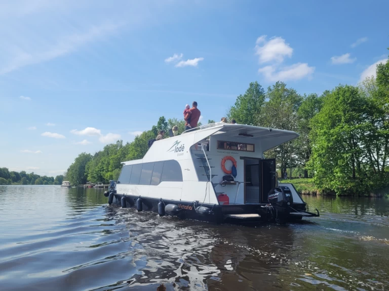 Wynajmij Motorówka z lub bez skippera Traweller w České Vrbné