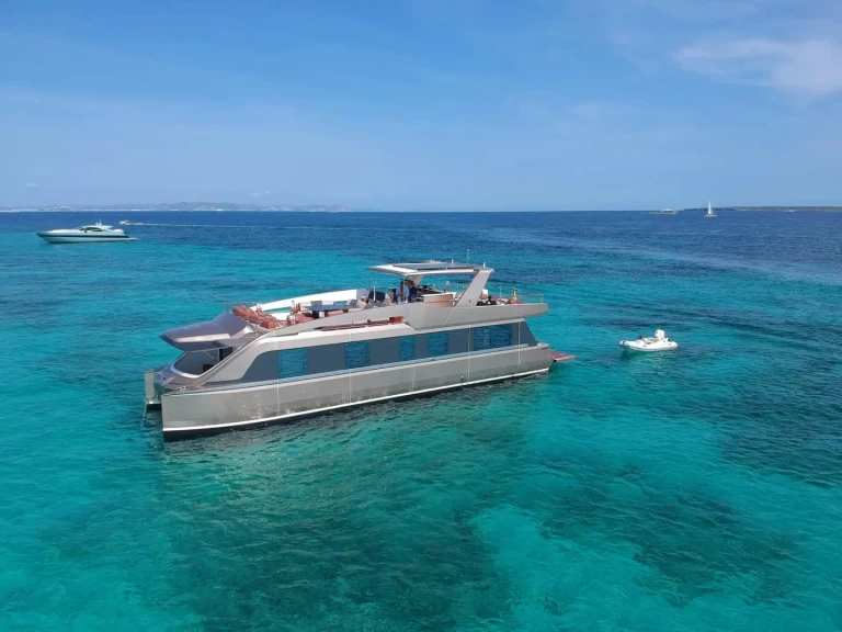 Katamaran do wynajmu w Ibiza Town w najlepszej cenie