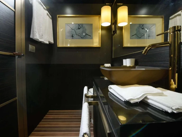 Wynajem w Ibiza Town- HOUSE OF HÜTTER GOLDFINGER na SamBoat