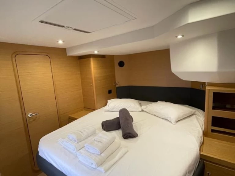 Wynajmij Katamaran z lub bez skippera Dufour w Preveza