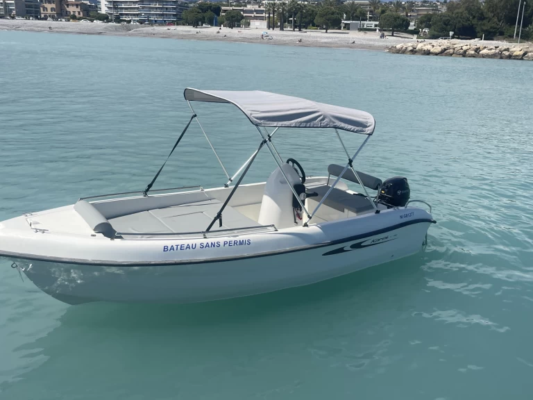 Wynajmij Motorówka z lub bez skippera Karel w Saint-Laurent-du-Var