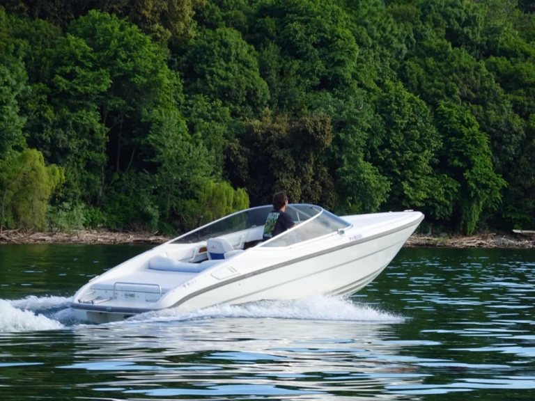 Wynajmij Cranchi Start 21 w Stresa