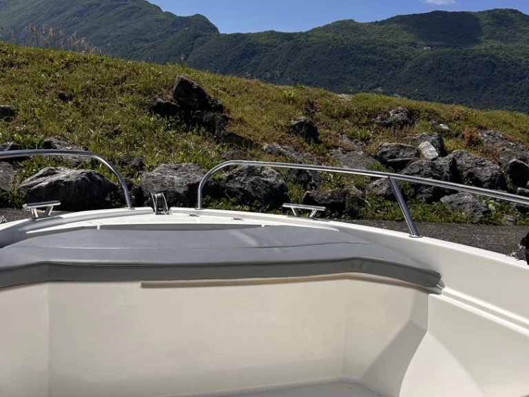 Titanium 460 między profesjonalistami a osobami prywatnymi w Aix-les-Bains