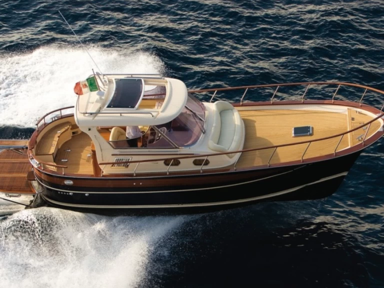 Wynajem łodzi Fratelli Aprea Sorrento 36 Hard Top w Catania na SamBoat 