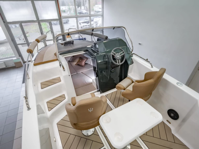 Wynajem łodzi trident 640 SUNDECK w Sant Antoni de Portmany na SamBoat 