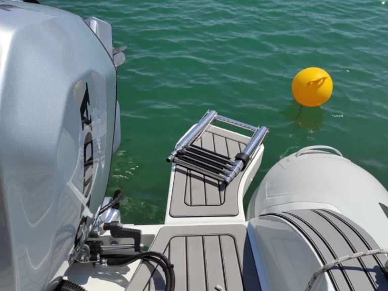 Wynajem łodzi Highfield Highfield Sport 560 w Split na SamBoat 