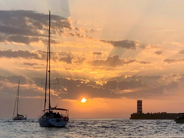 Wynajem łodzi Exclusive Private Boat Tour with The Last		 13,88 meters w Porto na SamBoat 