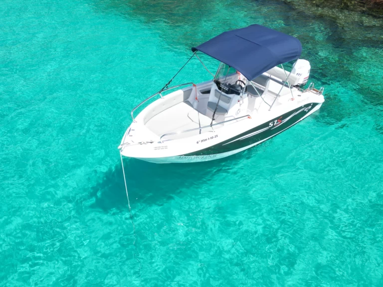 Motorówka do wynajmu w Cala d'Or w najlepszej cenie