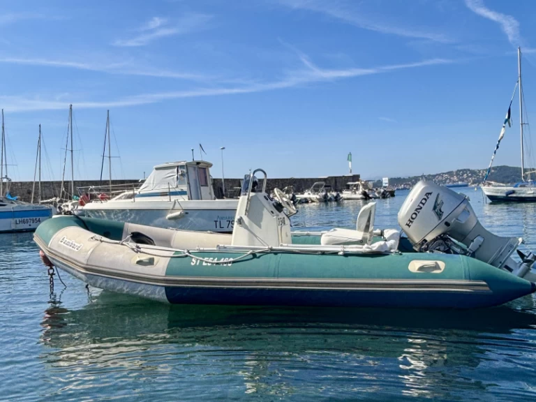 Wynajem Łódż półsztywna Bombard z patentem 