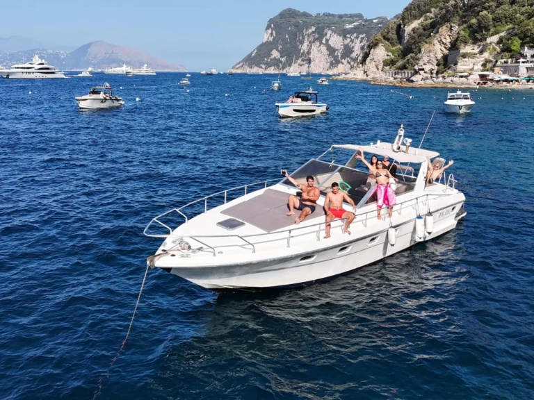 Wynajem łodzi Castellammare di Stabia tanio Mochi Craft 42 Fly