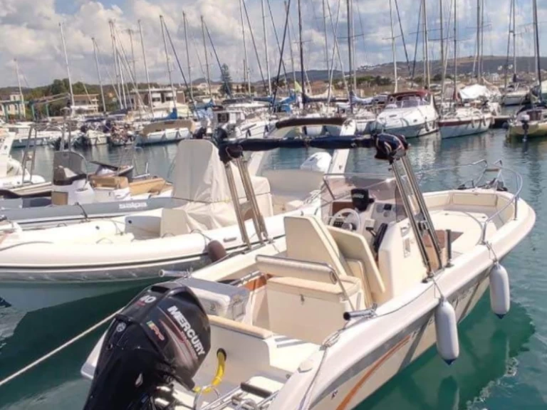 Wynajem Motorówka w Salerno - Terminal Boat 21 Freestyle