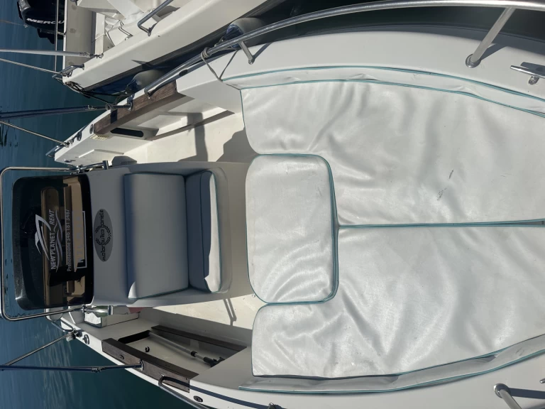 Wynajem Motorówka tecnofiber z patentem 