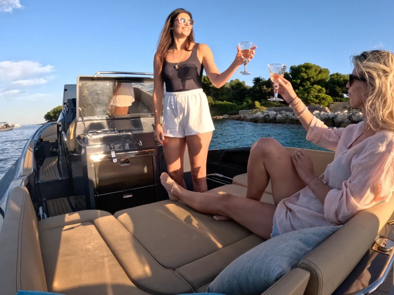 Wynajem Łódż półsztywna w Cogolin - Zar ZAR 85 Sport Luxury