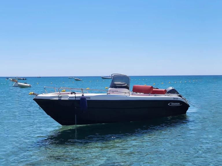 Wynajem łodzi Agía Kiriakí tanio BLU WATER 185