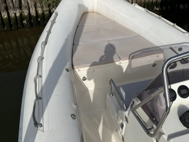 Wynajem Łódż półsztywna clubman z patentem 