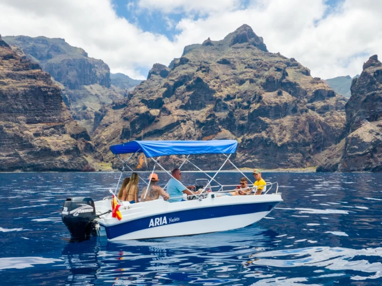 Wynajem Motorówka w Puerto de Los Cristianos - ARIA YACTS CINQUE 10 OPEN