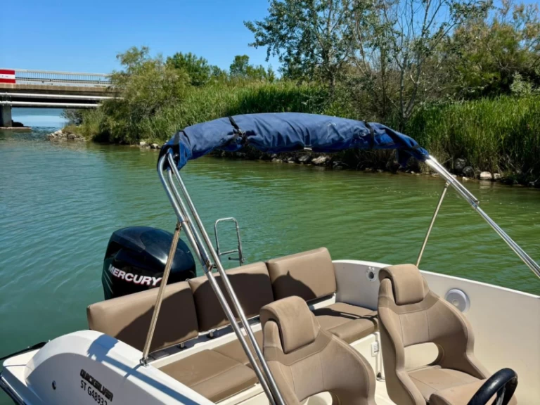 Wynajmij Motorówka z lub bez skippera Quicksilver w Carnon-Plage