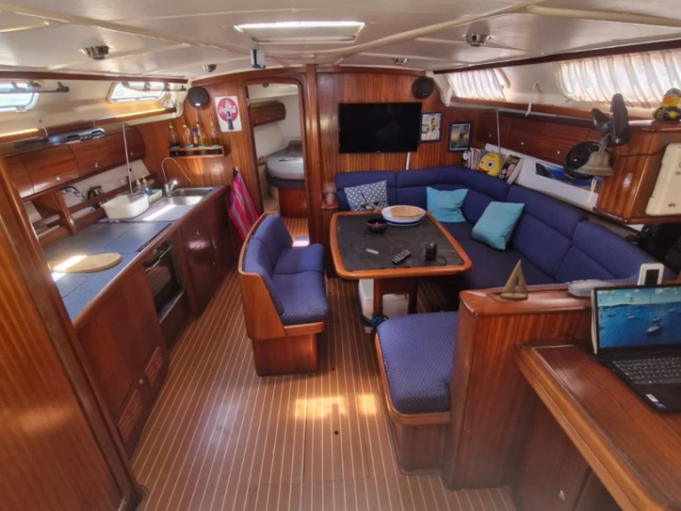 Wynajem łodzi Pointe-à-Pitre tanio Bavaria 44