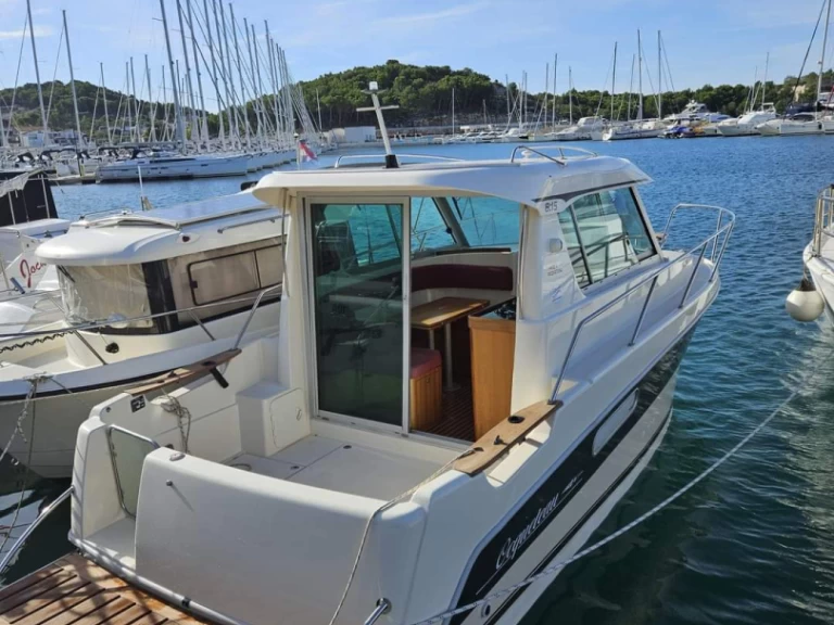 Wynajmij Motorówka z lub bez skippera Ocqueteau w Drage