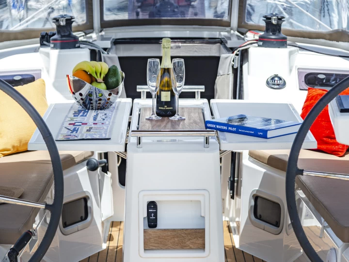 Wynajmij Bénéteau Oceanis 34.1 w Lefkáda