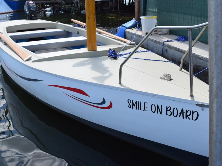 Wynajem łodzi Varna tanio 21