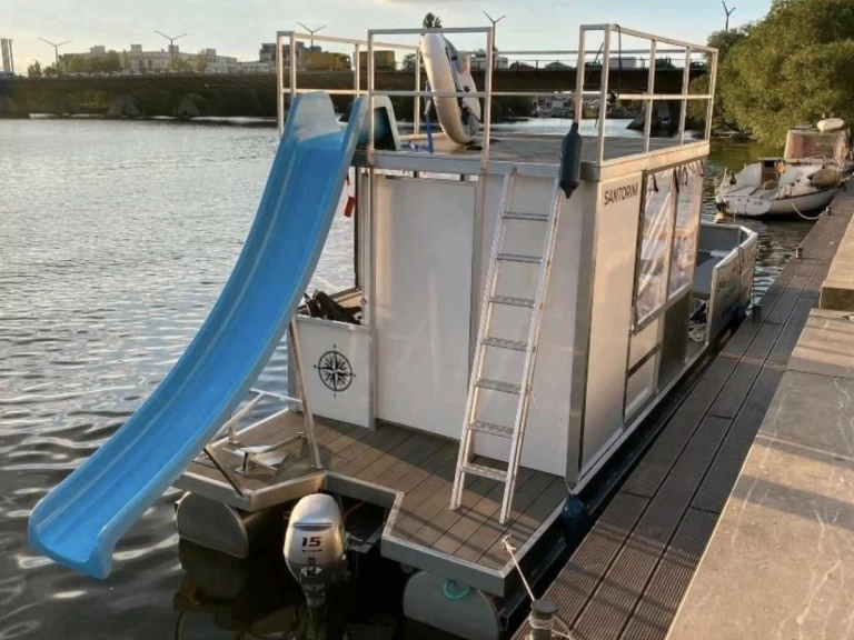 Wynajem Barka w Bezirk Spandau - Hausboot Viktoria