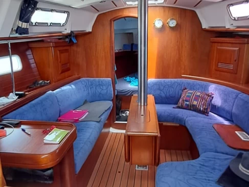 Wynajem łodzi Póros (City) tanio Oceanis 361