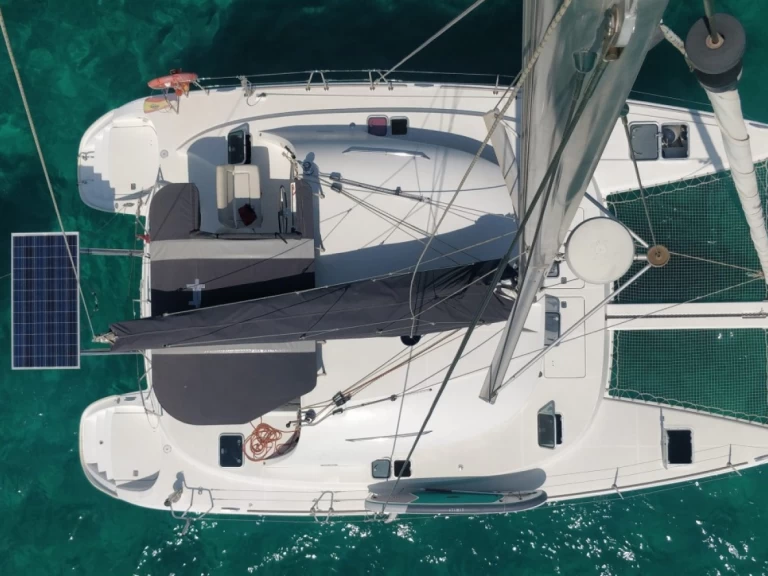 Wynajem w Barcelona- Lagoon Lagoon 380 na SamBoat