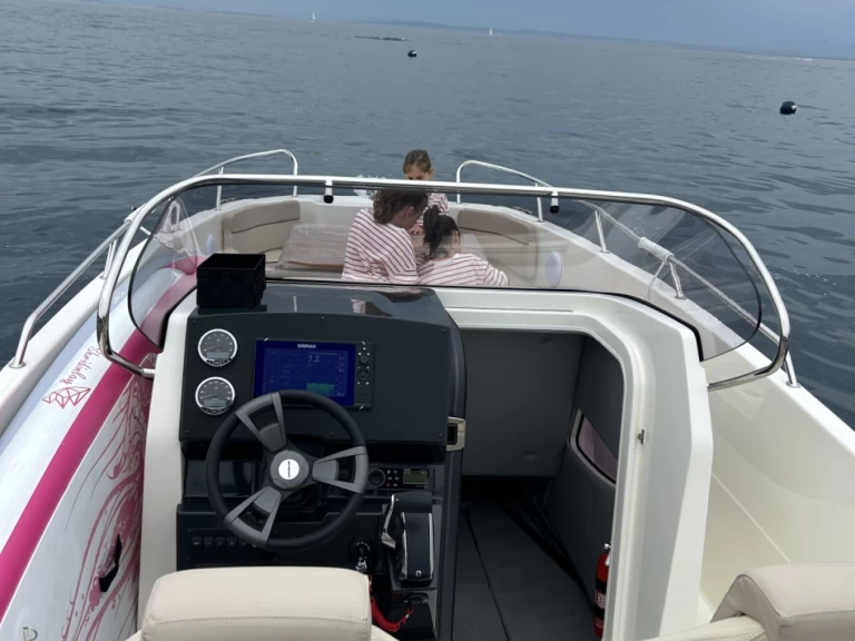 Motorówka do wynajmu w Santa Margarida w najlepszej cenie