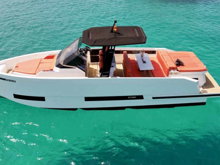 Wynajem łodzi DE ANTONIO Yachts 32 w Marina Ibiza na SamBoat 
