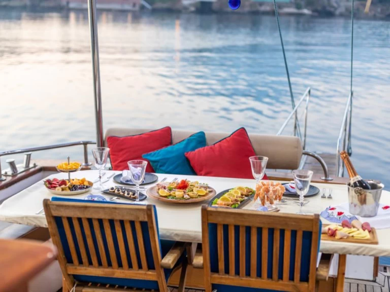 Wynajmij costom made  costom made w Fethiye