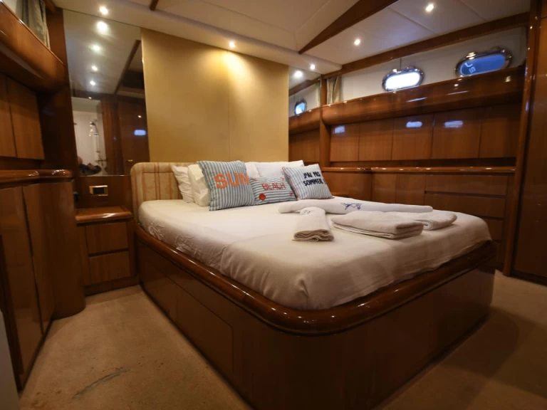 Wynajmij Luksusowy jacht z lub bez skippera Azimut 70 w D-Marin Göcek Marina