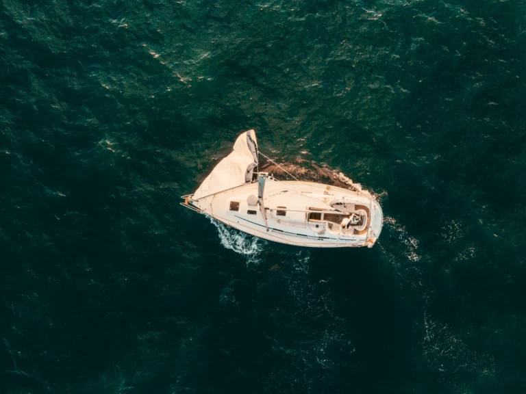Wynajmij Bavaria Bavaria 36 Cruiser w Puerto Deportivo de Marbella