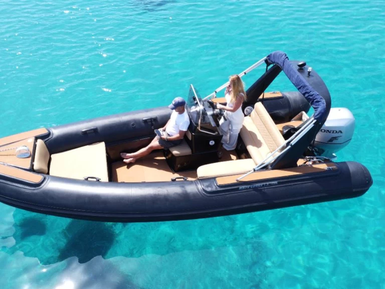 Wynajmij Łódż półsztywna z lub bez skippera Orizon w Mykonos (City)