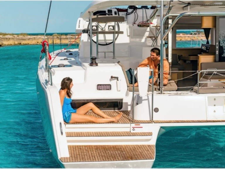 Wynajem Katamaran w Komolac - Lagoon Lagoon 42