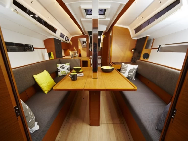 Wynajem łodzi Jeanneau Sun Odyssey 349 w Lefkáda na SamBoat 