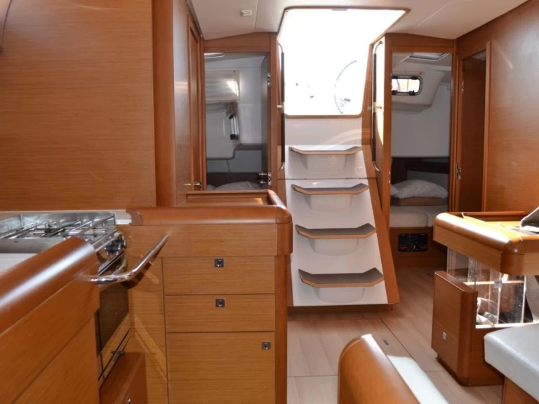 Wynajem łodzi Donji Seget tanio Sun Odyssey 519