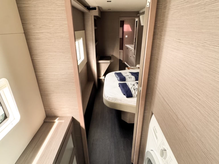 Wynajmij Motorówka z lub bez skippera Fountaine Pajot w Donji Seget