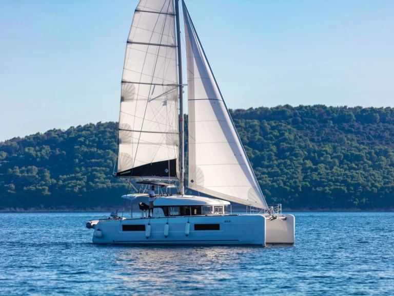 Wynajmij Lagoon Lagoon 40 w Kaštela