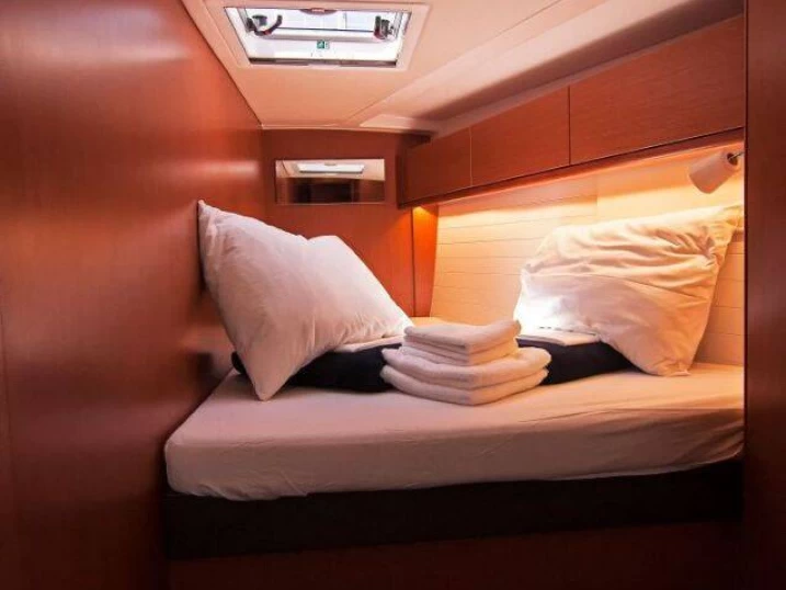 Wynajmij Bavaria Cruiser 51 w Split