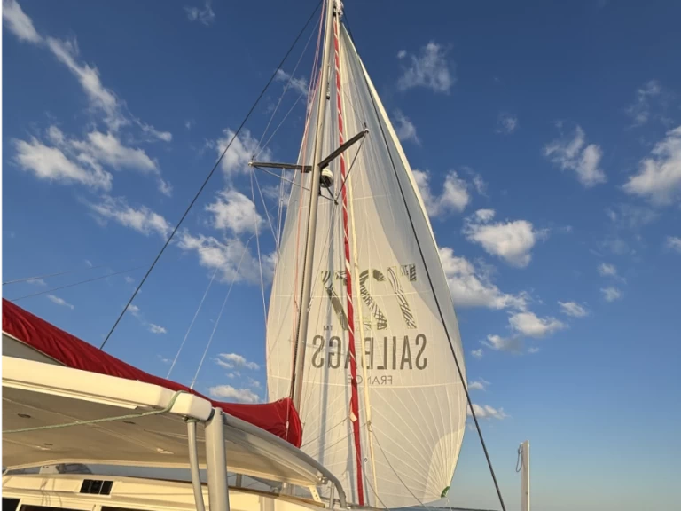 Wynajmij Catana Catana 47 Ocean Class w Le Marin